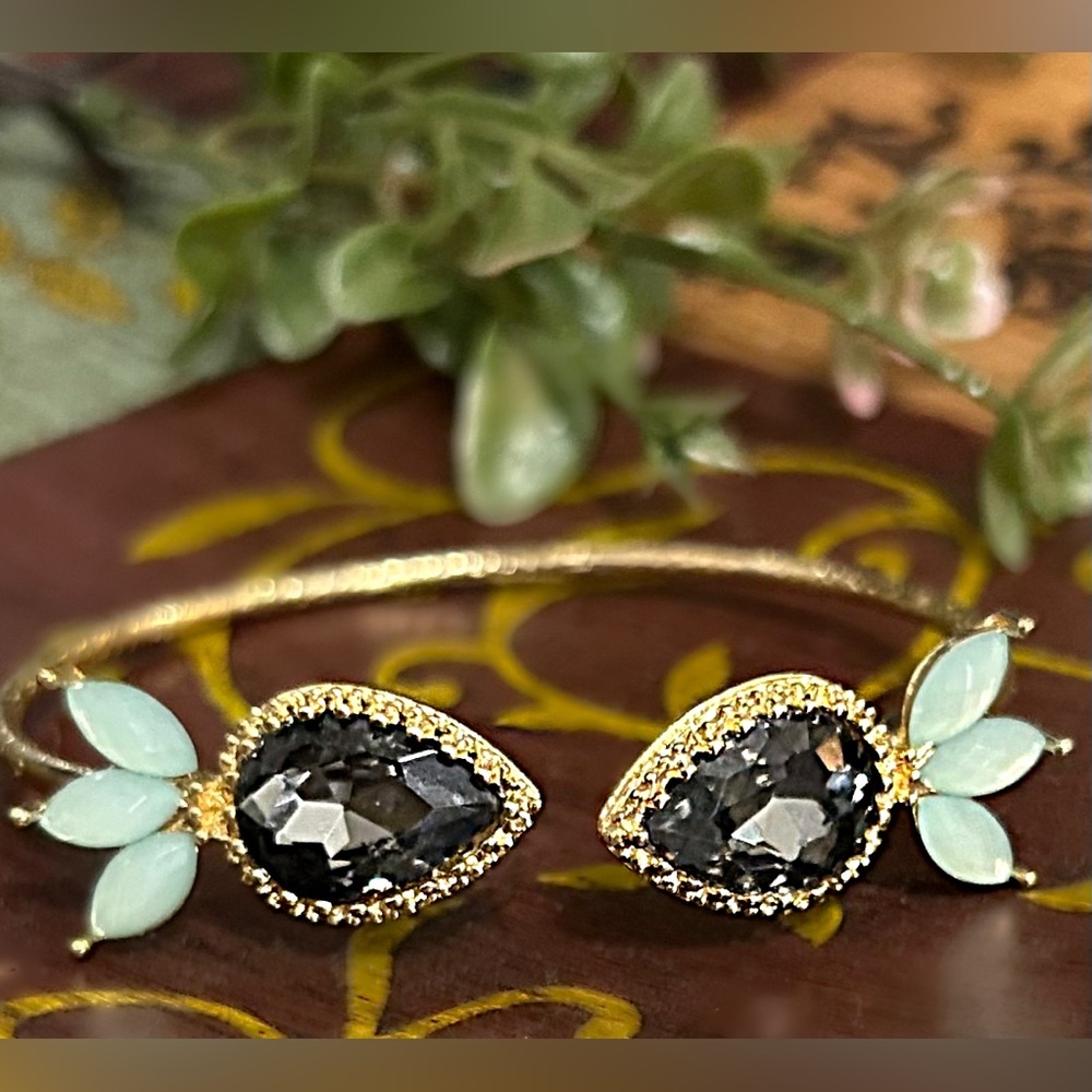 Elegant Gold and Gem Bracelet!